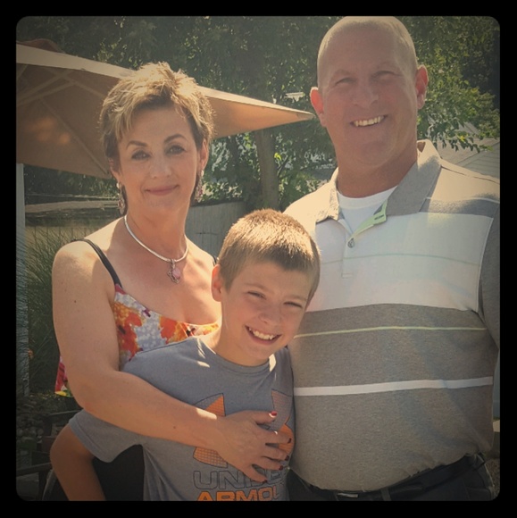 Posh Ambassador πΊπΈπΉ - Picture 1 of 2